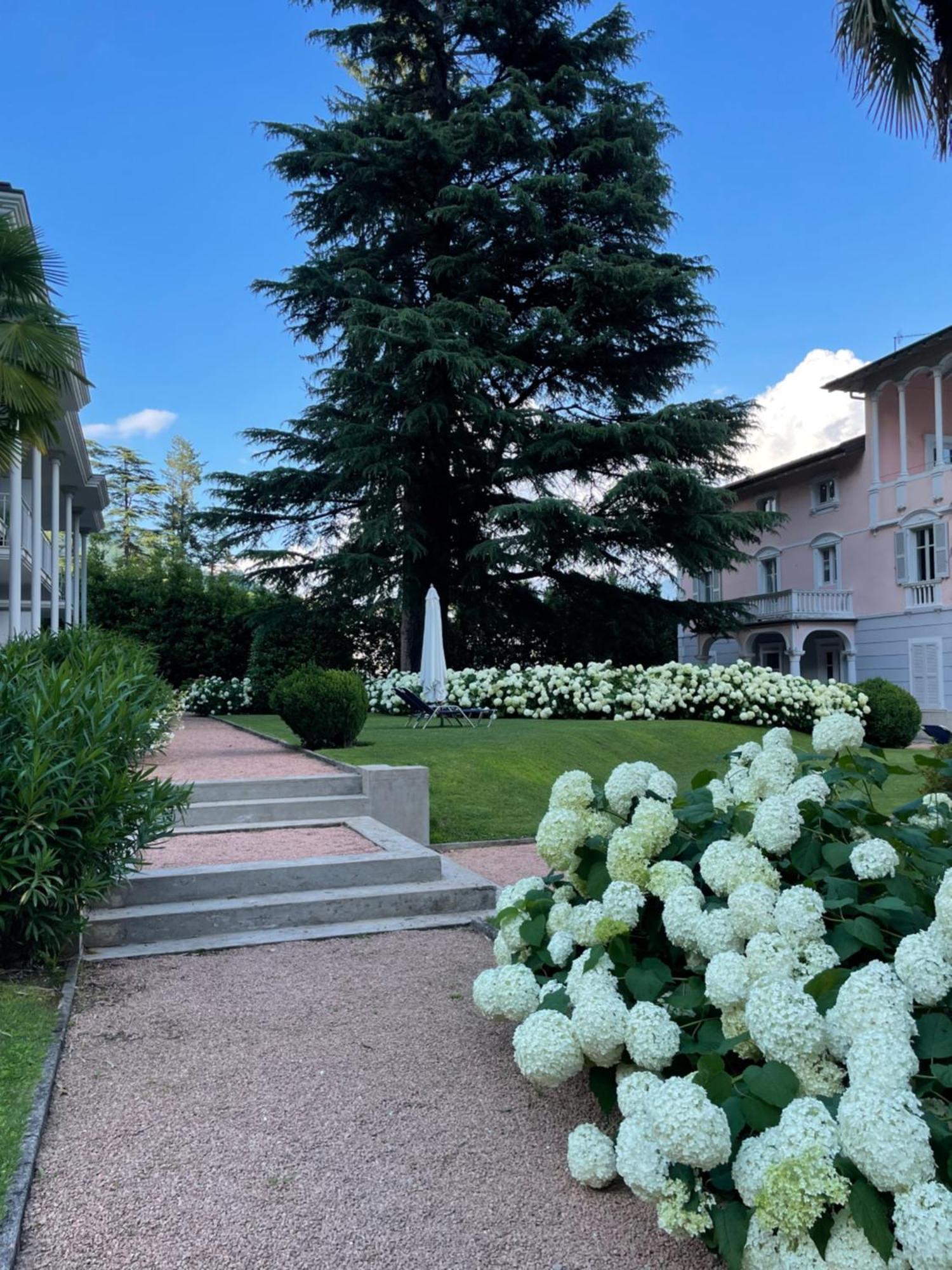 Ville Lago Lugano Porto Ceresio Eksteriør bilde